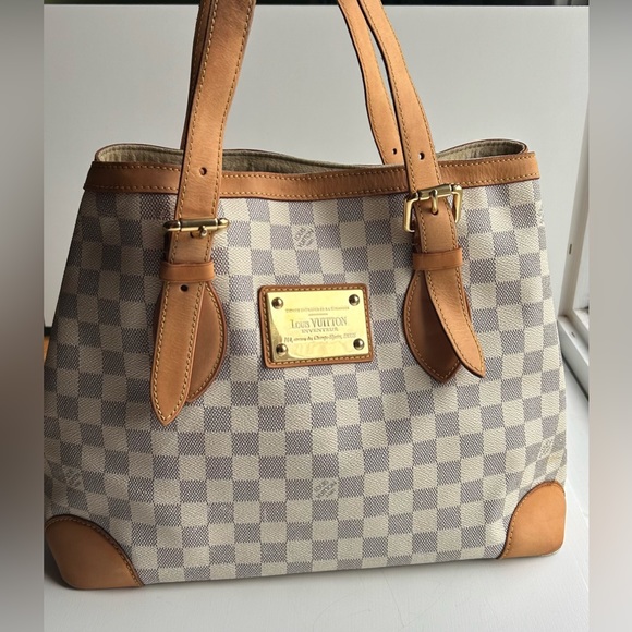AUTHENTIC !! Louis Vuitton tote. - Picture 8 of 16